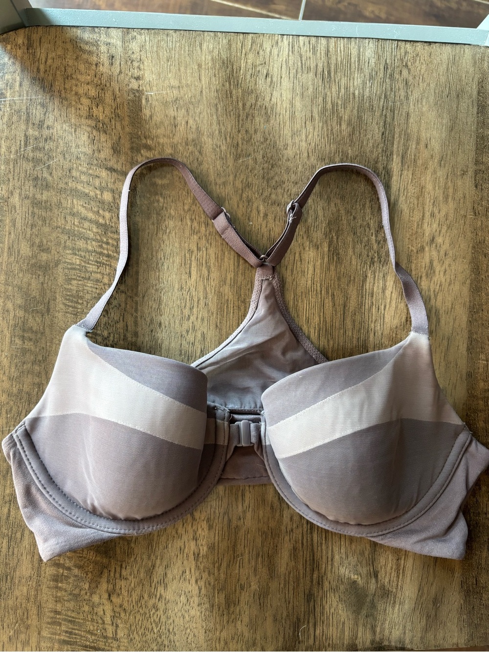 Victoria’s Secret - Everyday Seamless Molded Racerback T-Shirt Bra - 34C